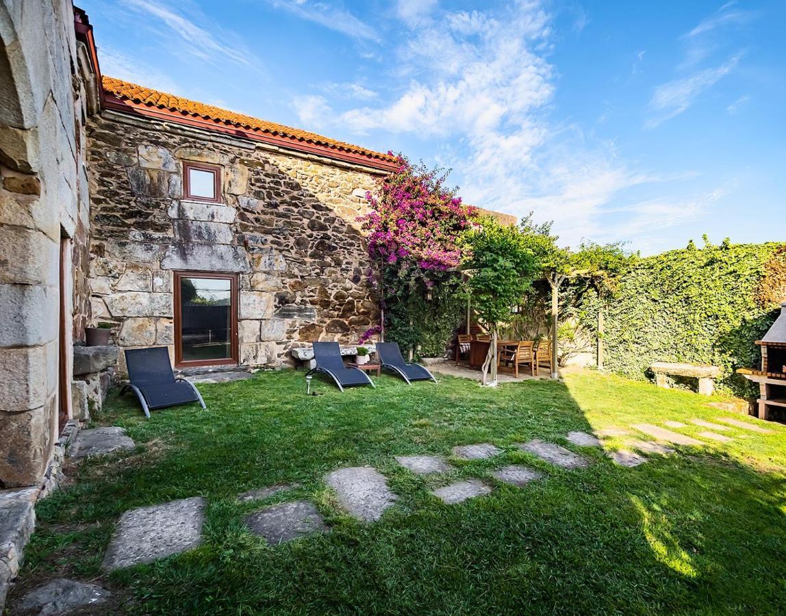 Pazo De Lemaio Guest House Laracha Exterior photo